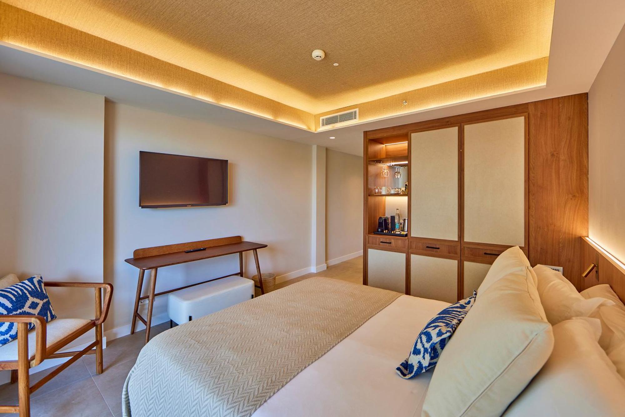 Universal Grand Leon & Hotell Colonia de Sant Jordi